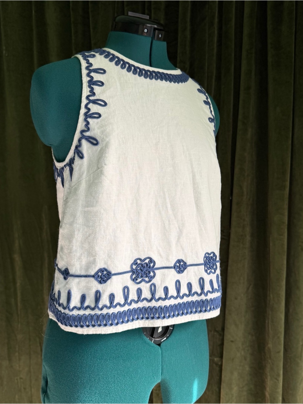 White Sleeveless Embroidered Tank Cropped Top with Blue Trim